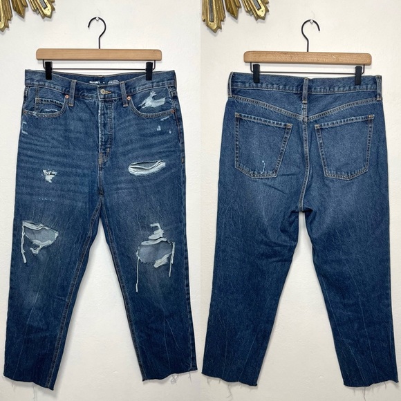 Old Navy Denim - Old Navy Extra High Rise Sky Hi Straight Distressed Jeans